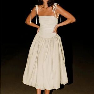 Amy Lynn Alexa white puffball dress